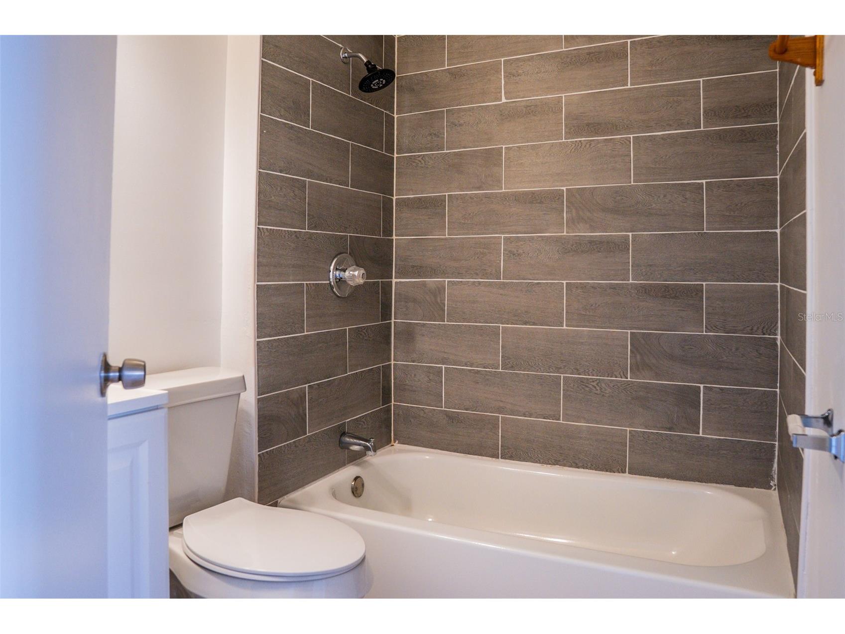 2323 Huntington Green Court #5 Orlando FL 32839 O6412079 image22