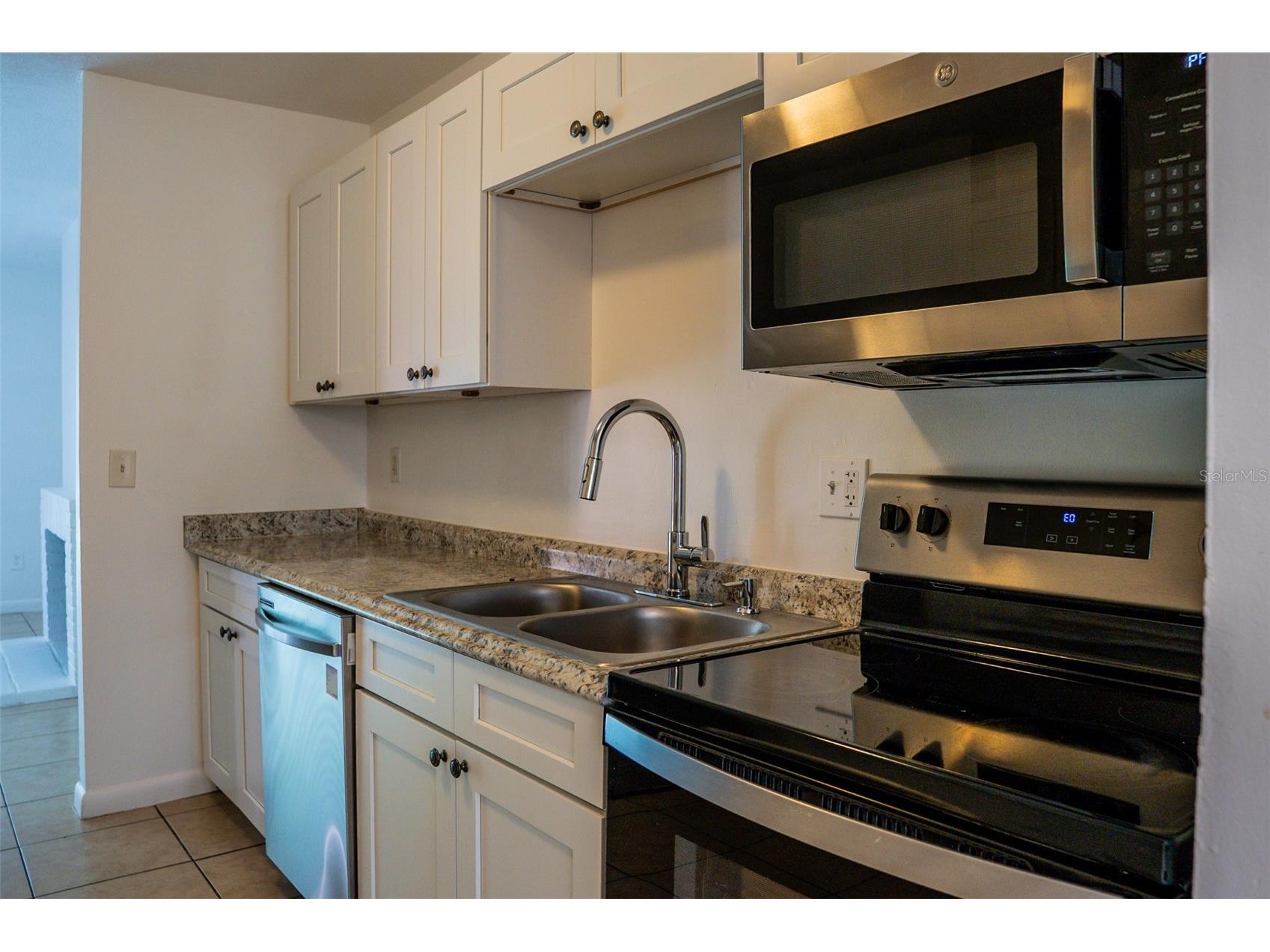 2323 Huntington Green Court #5 Orlando FL 32839 O6412079 image8