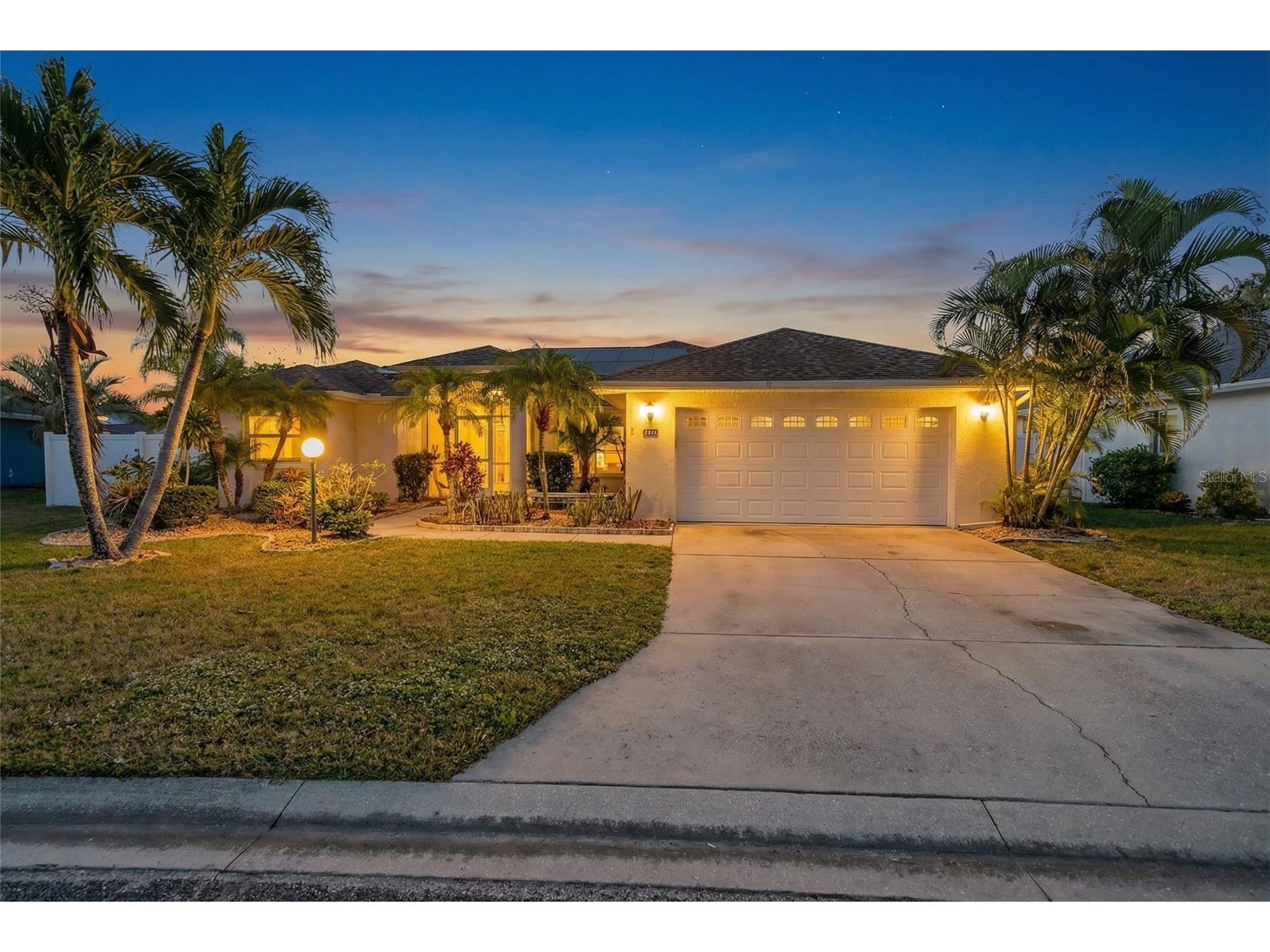 2323 Paso Fino Drive Sarasota FL 34240 A4672277 image1