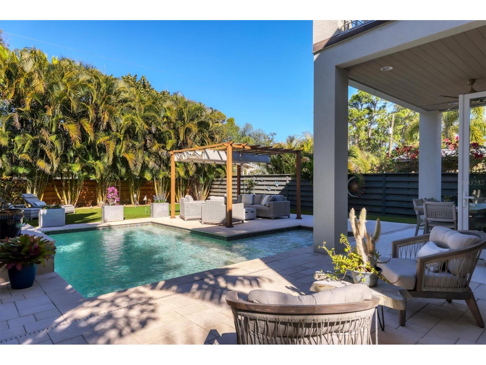 2323 Pine Terrace Sarasota FL 34231 A4679272 image27