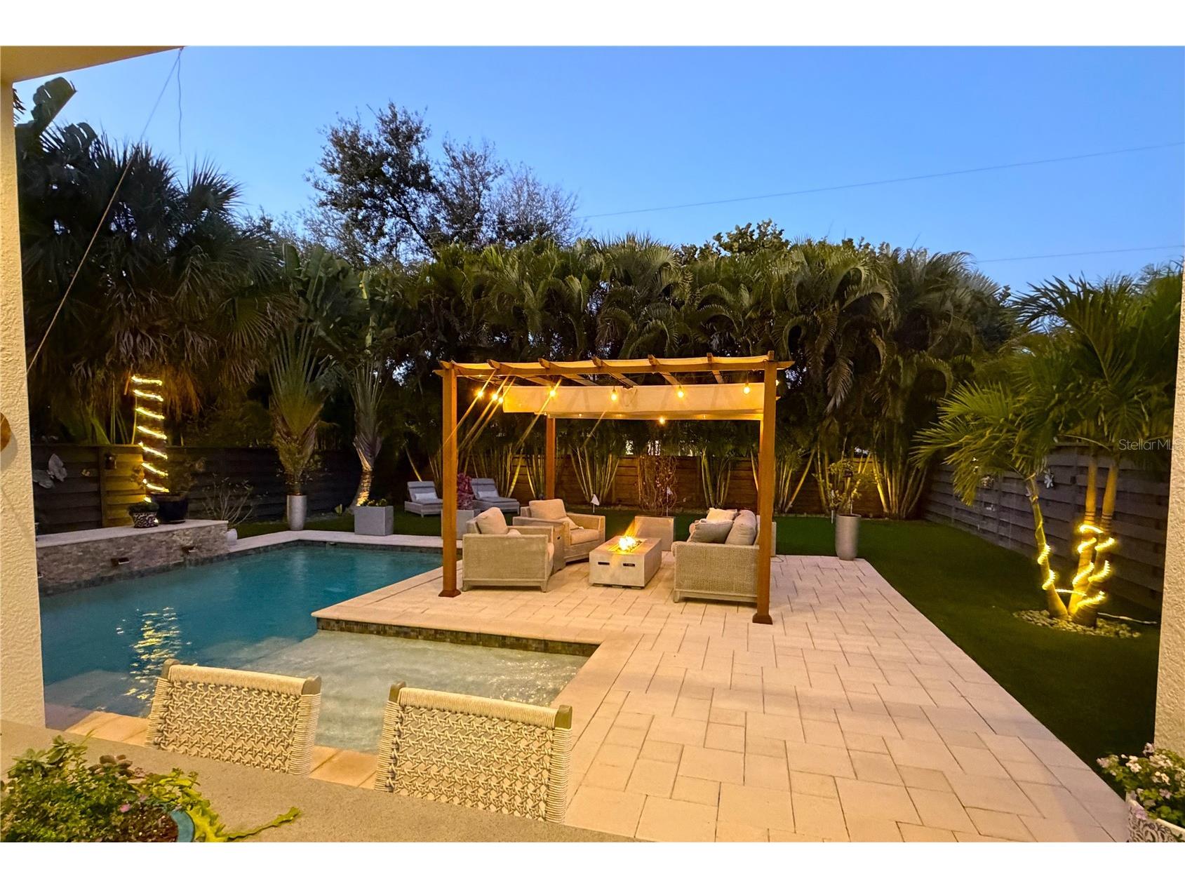 2323 Pine Terrace Sarasota FL 34231 A4679272 image35