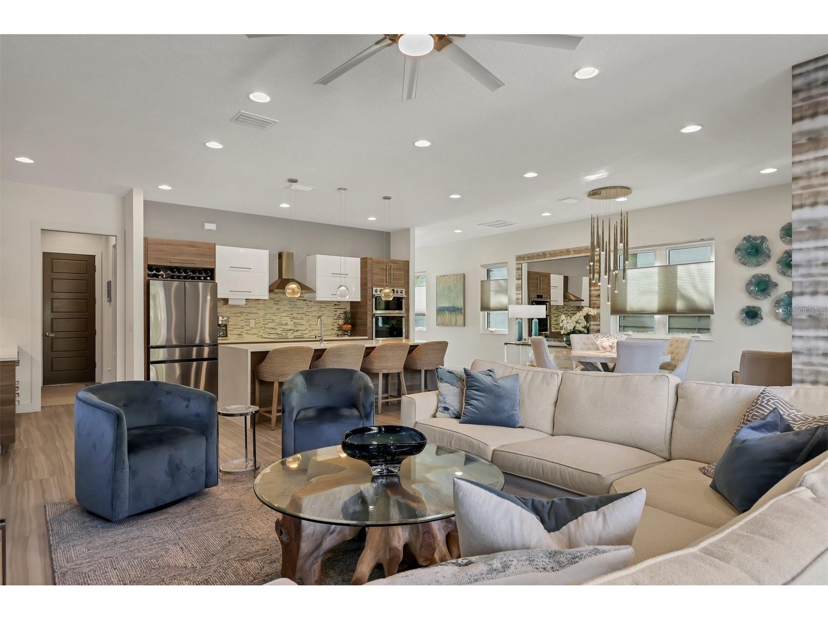 2323 Pine Terrace Sarasota FL 34231 A4679272 image5