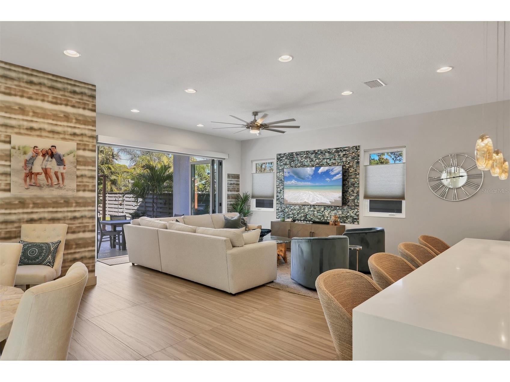 2323 Pine Terrace Sarasota FL 34231 A4679272 image7