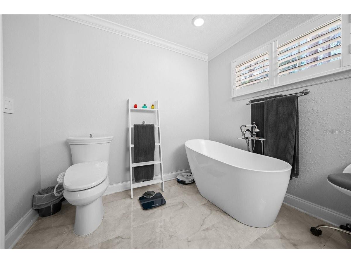 2323 SE 18th Circle Ocala FL 34471 OM719130 image43