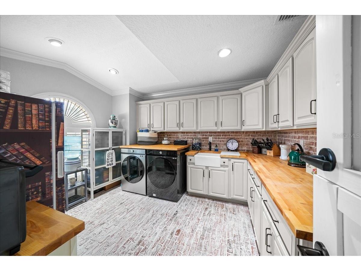 2323 SE 18th Circle Ocala FL 34471 OM719130 image8