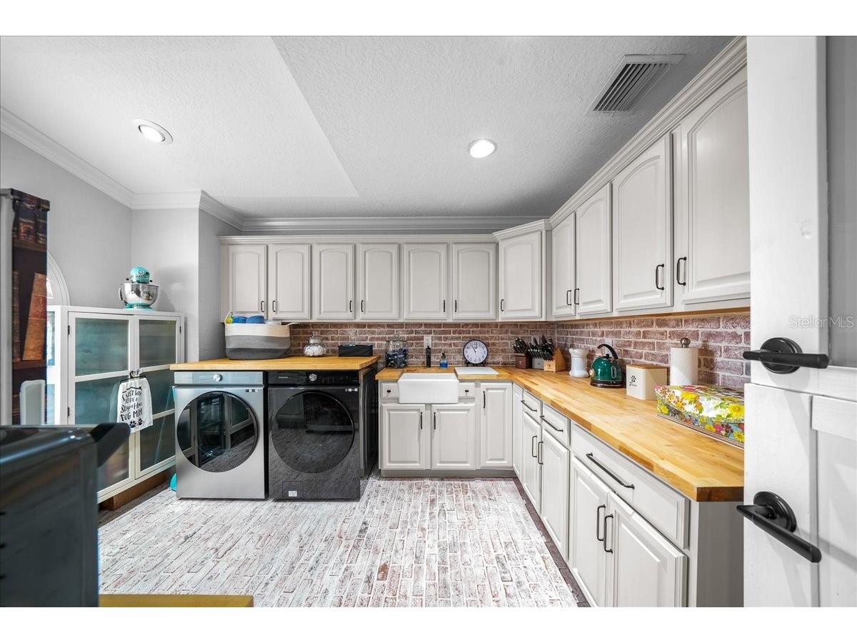 2323 SE 18th Circle Ocala FL 34471 OM719130 image9