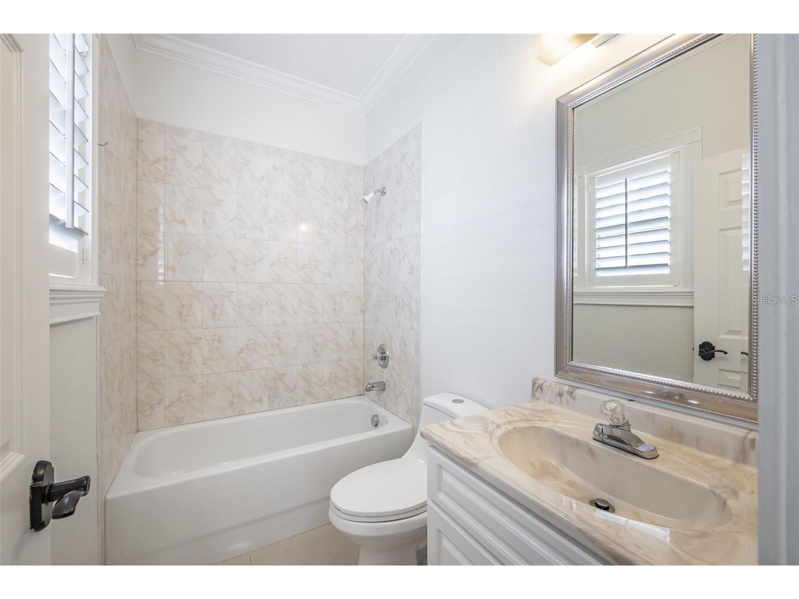 2323 W Cherry Street Tampa FL 33607 TB8498945 image16