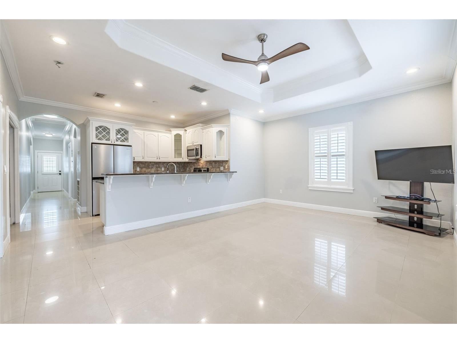 2323 W Cherry Street Tampa FL 33607 TB8498945 image2