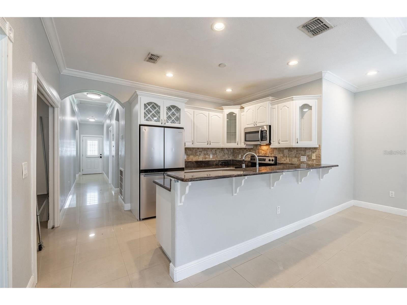 2323 W Cherry Street Tampa FL 33607 TB8498945 image3