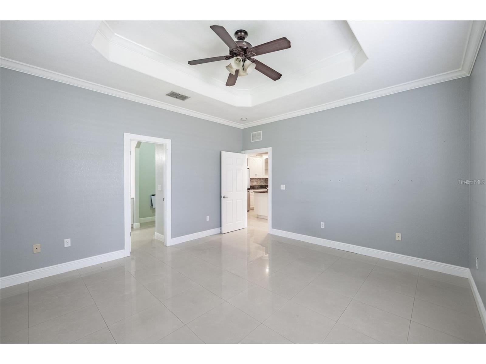 2323 W Cherry Street Tampa FL 33607 TB8498945 image8