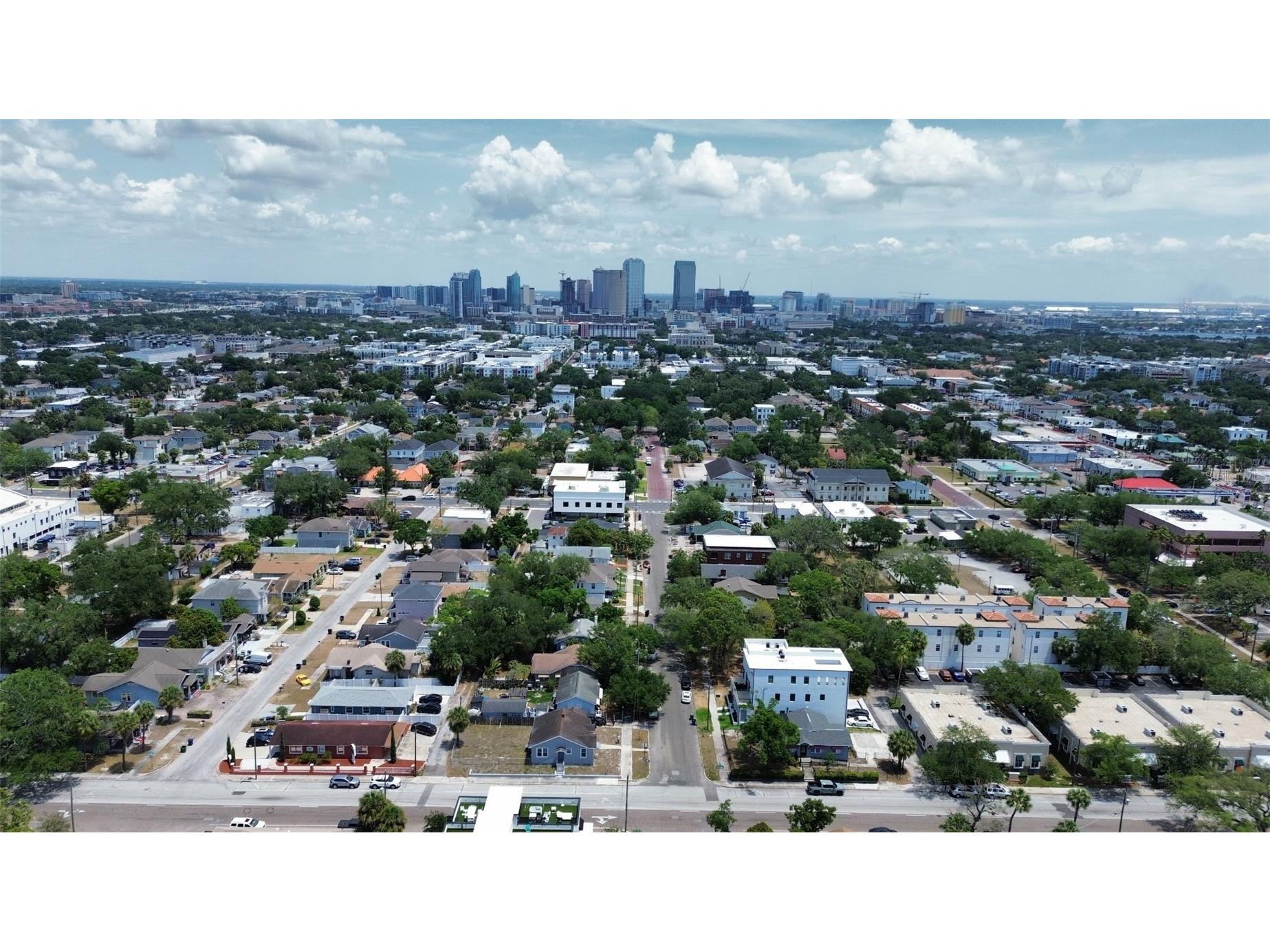2323 W North B Street Tampa FL 33609 TB8505517 image24