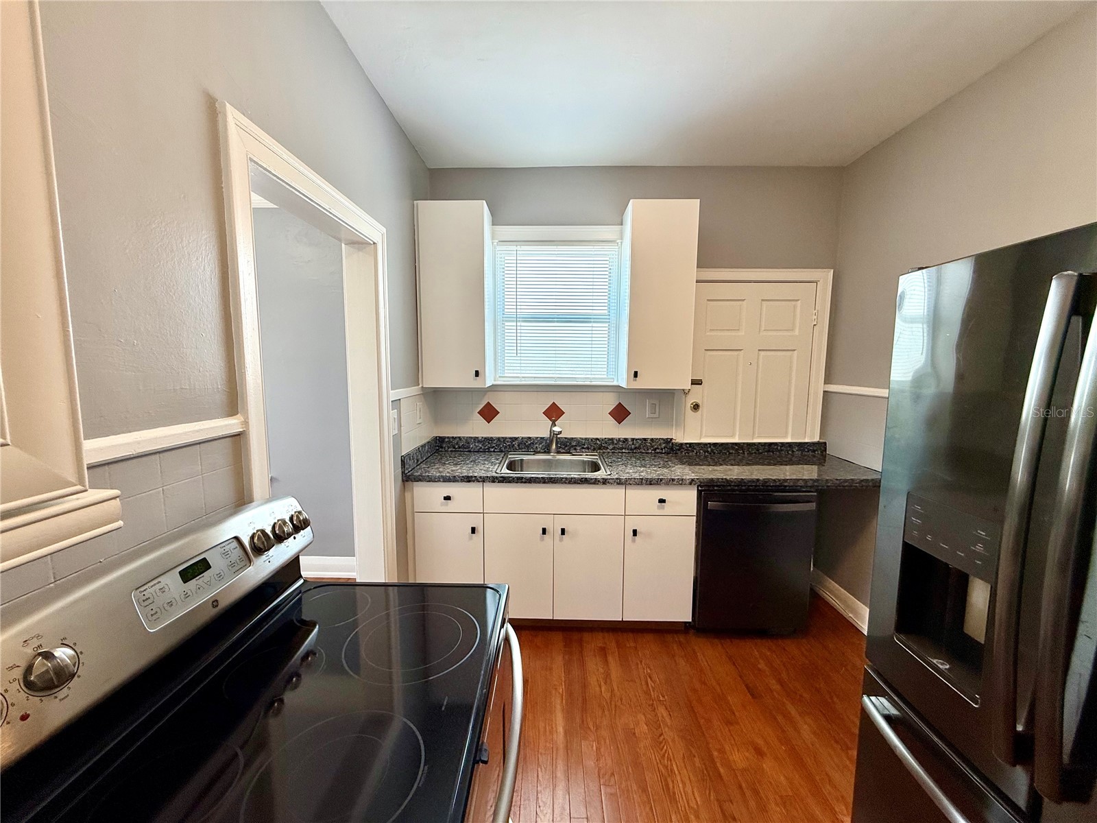 2323 W North B Street Tampa FL 33609 TB8505517 image9