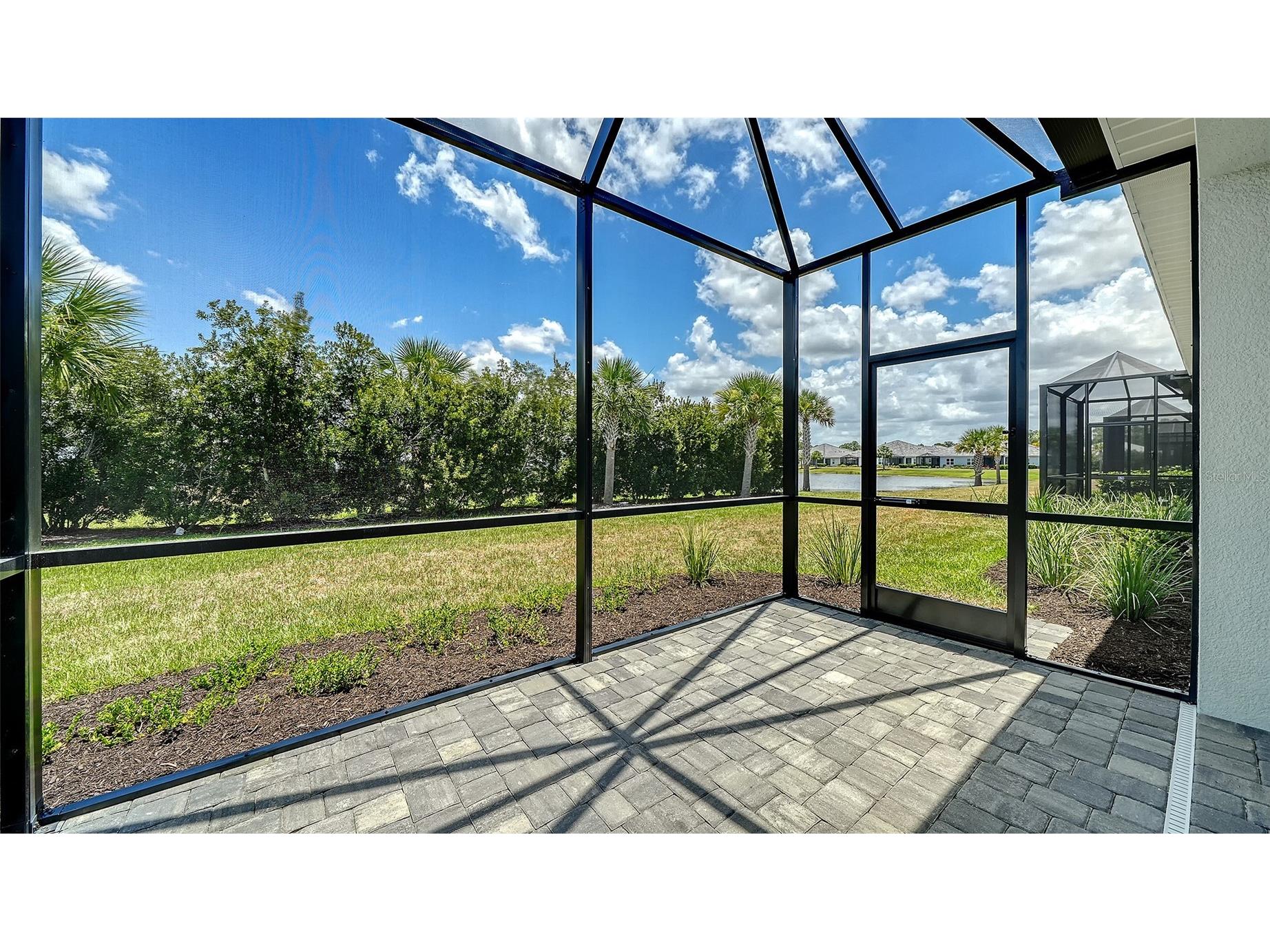 2324 Blue Mahoe Lane Sarasota FL 34240 A4700142 image10