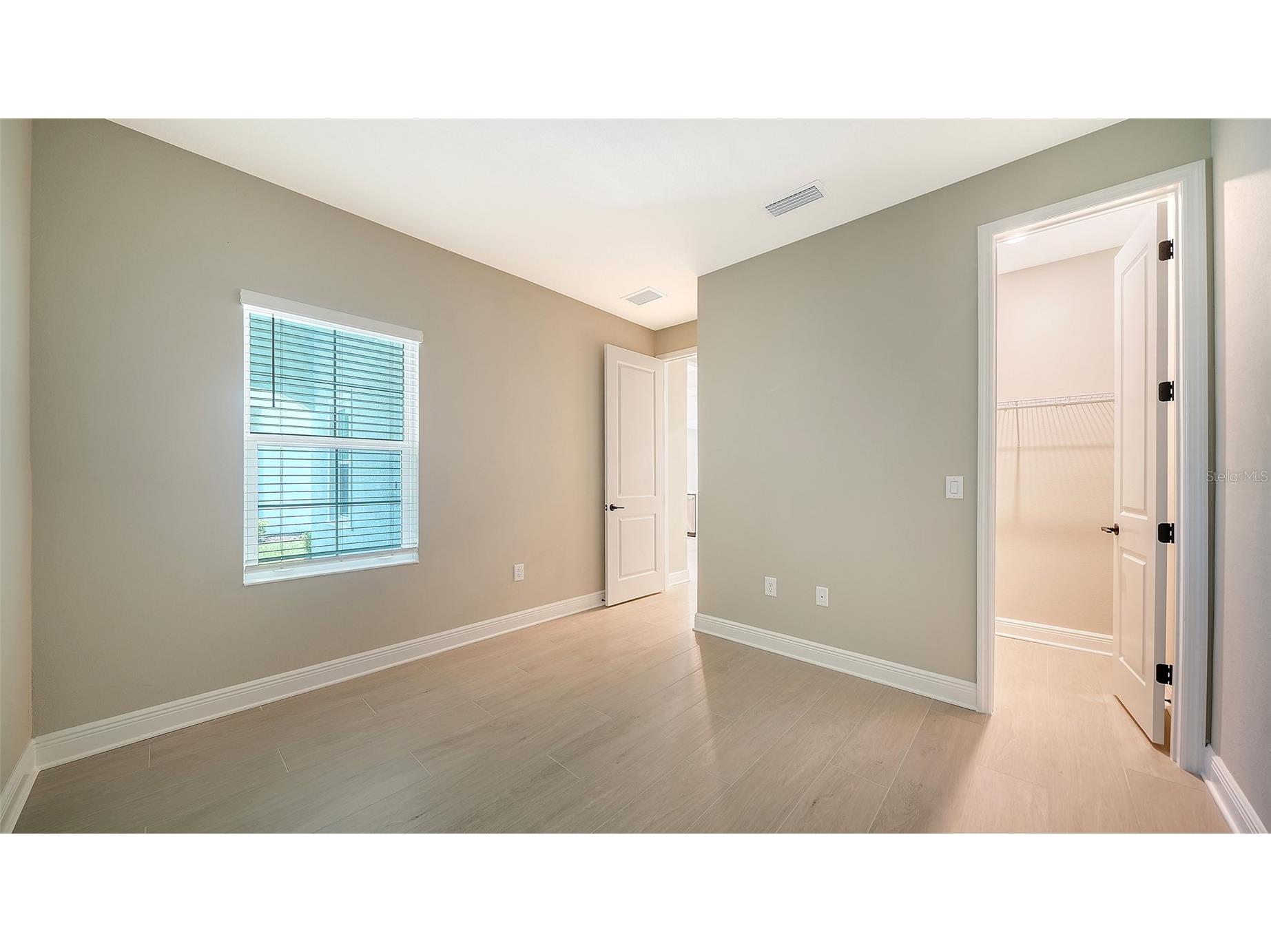 2324 Blue Mahoe Lane Sarasota FL 34240 A4700142 image36