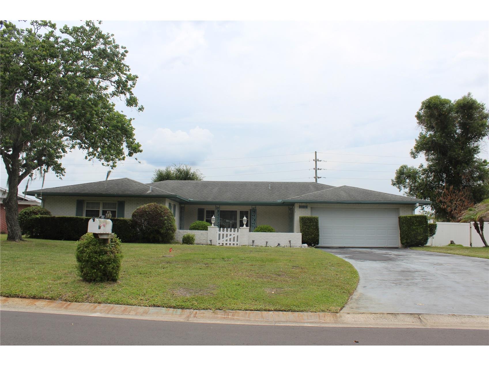 2324 Haley Court Kissimmee FL 34741 O6414105 image1