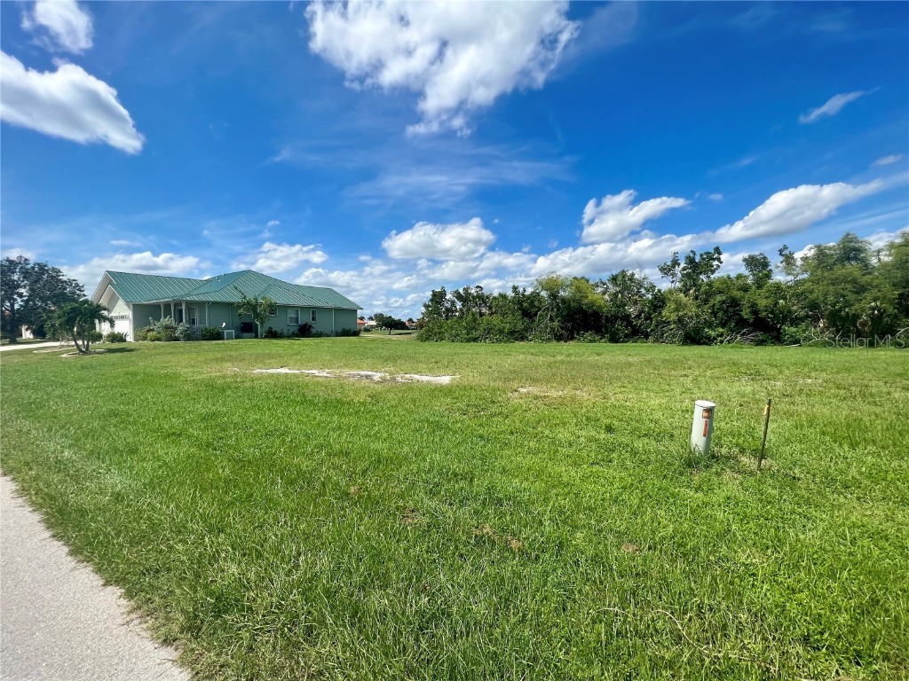 2324 Padre Island Drive Punta Gorda FL 33950 C7480190 image1