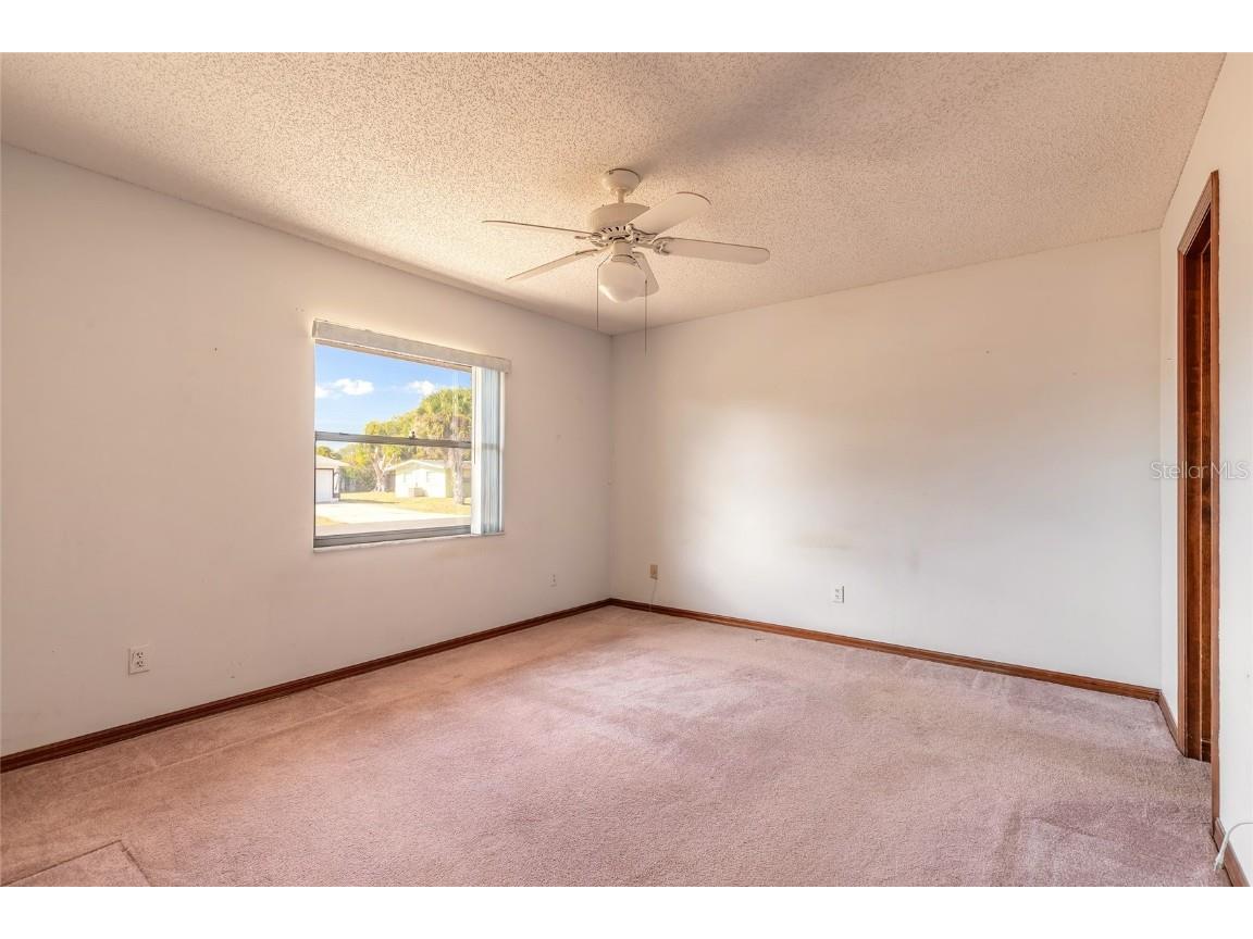 2325 Date Palm Drive Edgewater FL 32141 V4946555 image12