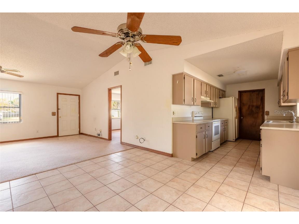 2325 Date Palm Drive Edgewater FL 32141 V4946555 image8