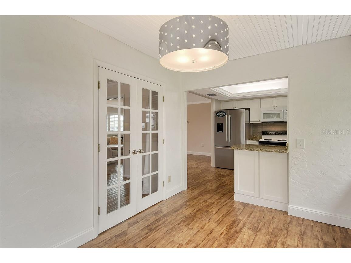 2325 Riverbluff Parkway #V247 Sarasota FL 34231 A4636607 image17