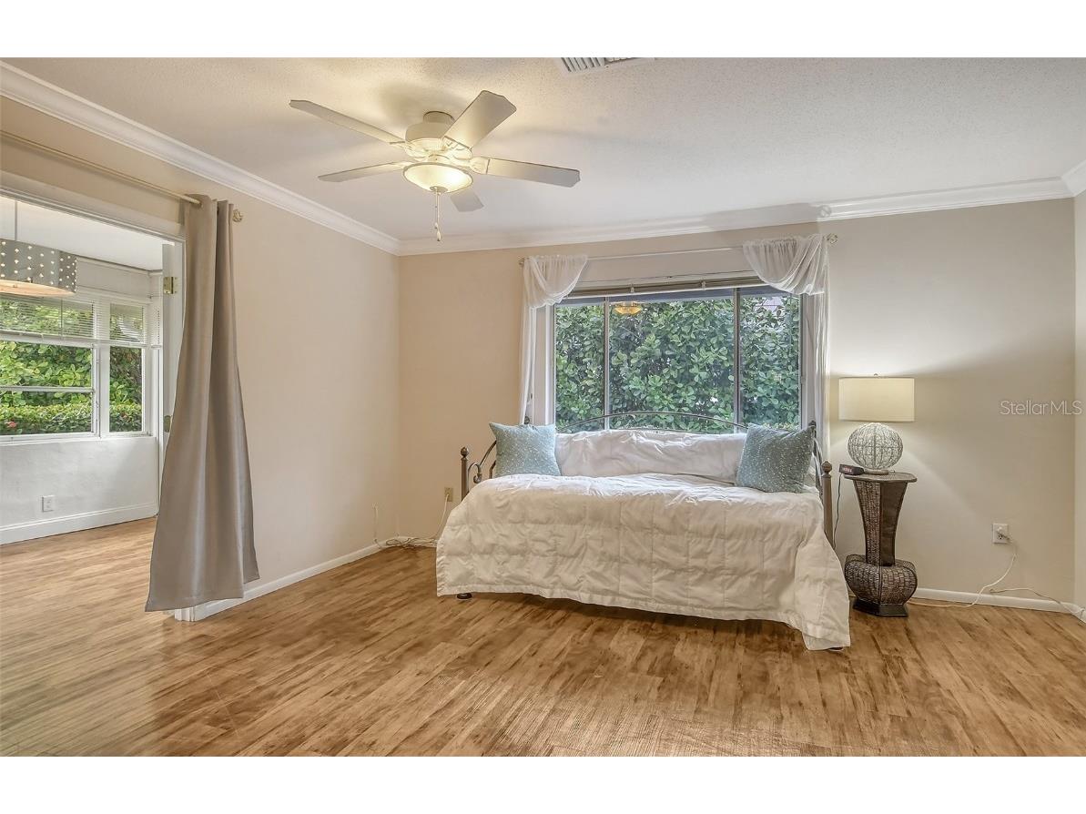 2325 Riverbluff Parkway #V247 Sarasota FL 34231 A4636607 image21