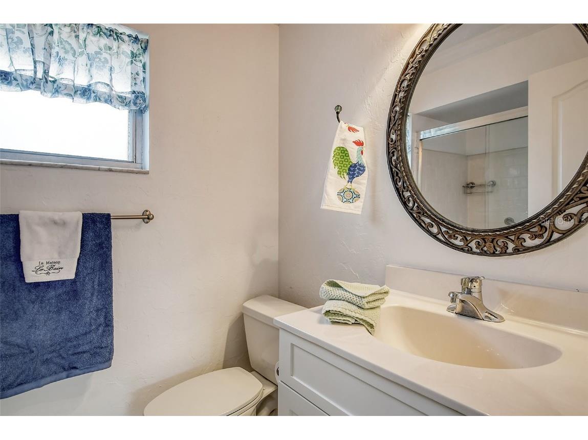 2325 Riverbluff Parkway #V247 Sarasota FL 34231 A4636607 image23