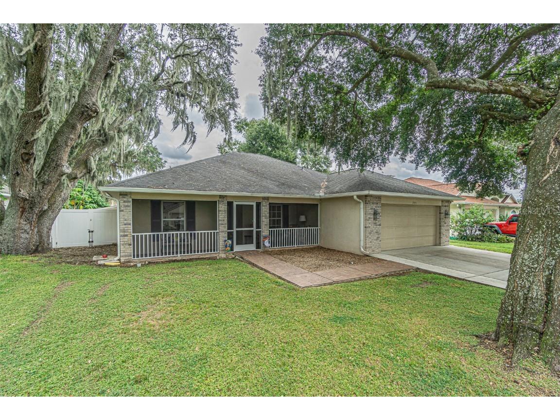 2325 Towering Oaks Circle Seffner FL 33584 T3478172 image1