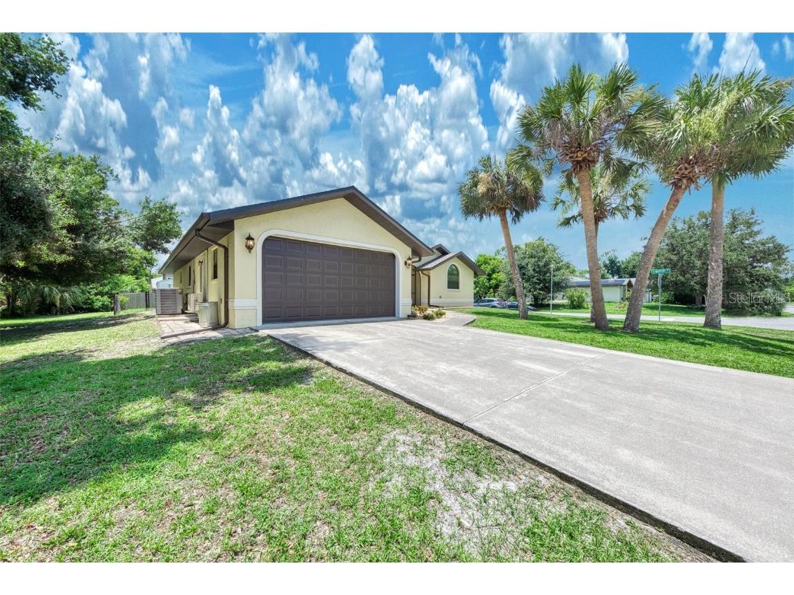 23255 Burlingame Avenue Punta Gorda FL 33980 C7516953 image51