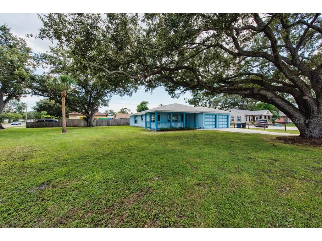 2326 28th Street N Saint Petersburg FL 33713 TB8428987 image1