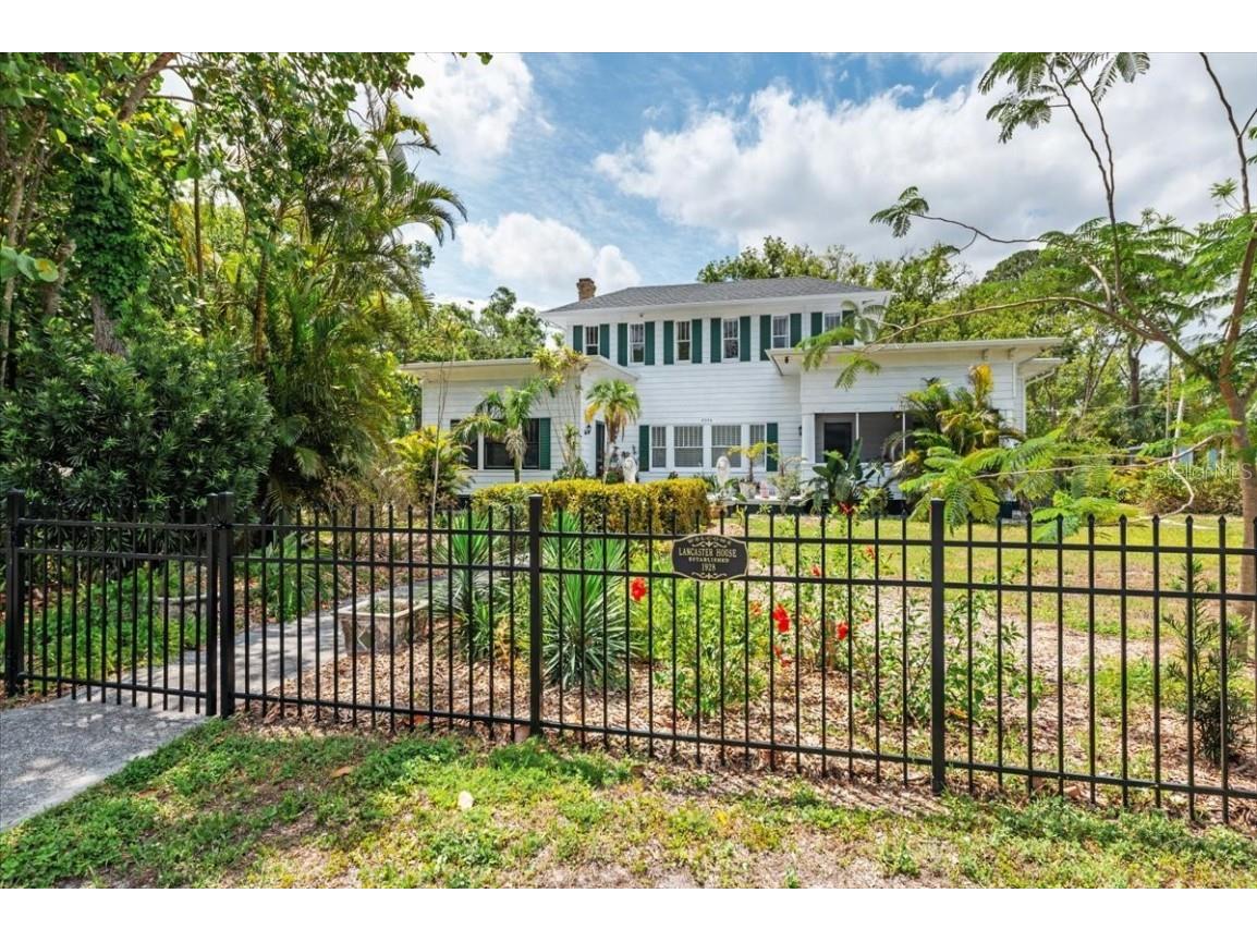 2326 2nd Avenue E Bradenton FL 34208 A4648297 image1