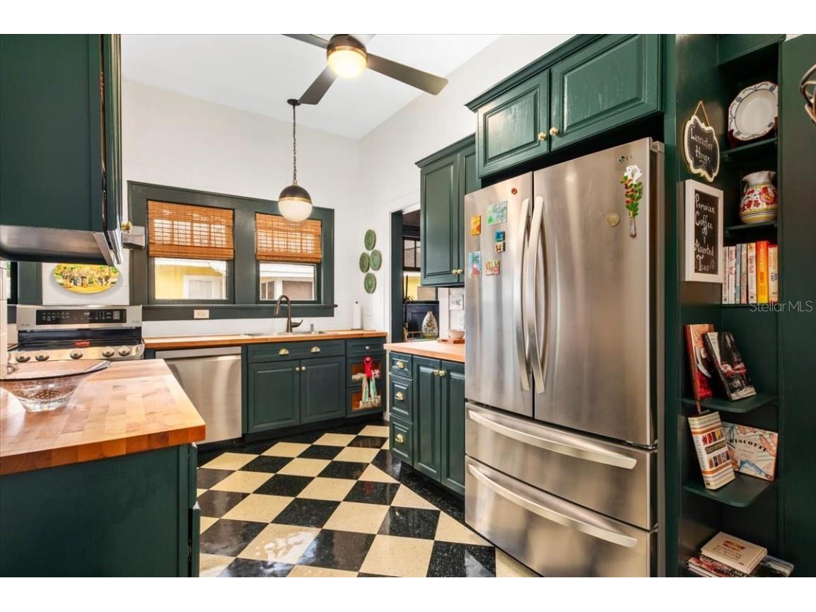 2326 2nd Avenue E Bradenton FL 34208 A4648297 image59