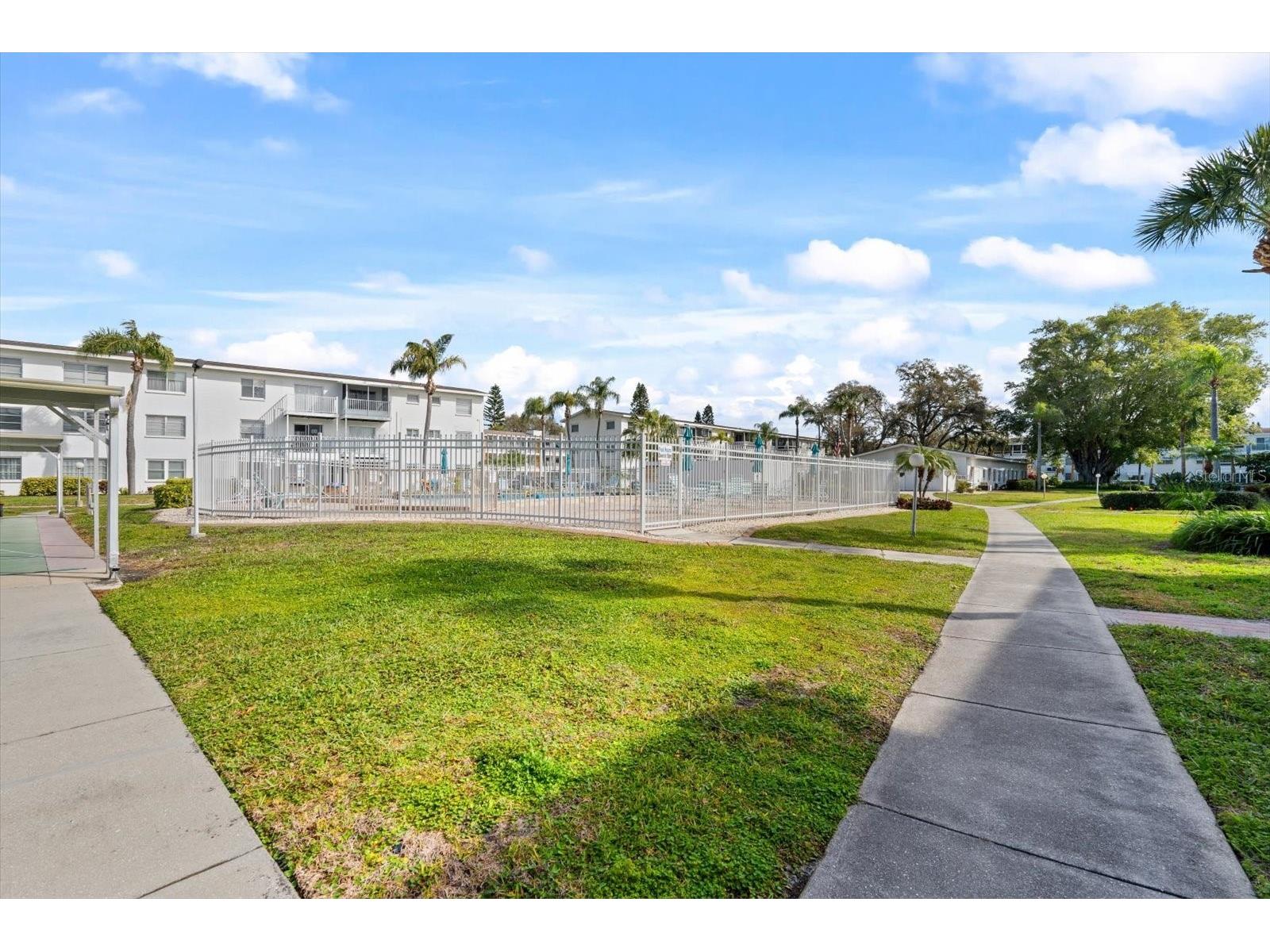 2326 Canal Drive #G25 Bradenton FL 34207 A4693449 image32