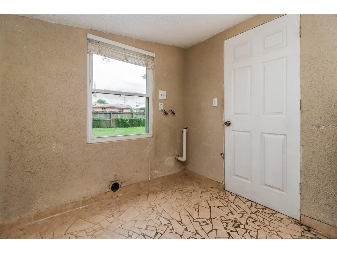 2326 E 111th Avenue Tampa FL 33612 O6341059 image13