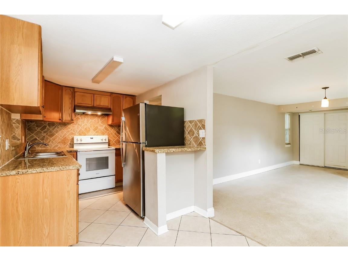 2326 E 111th Avenue Tampa FL 33612 O6341059 image5