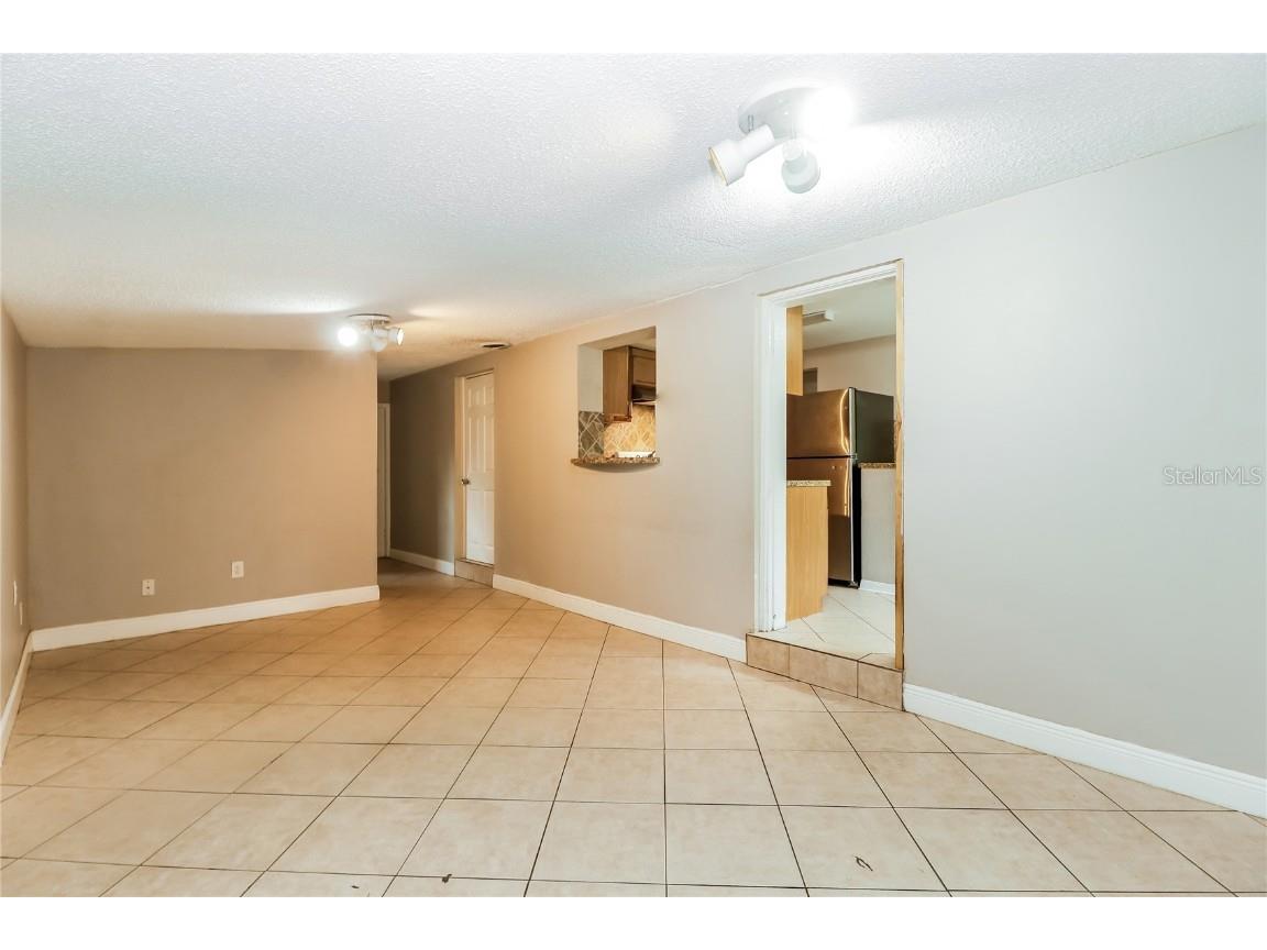 2326 E 111th Avenue Tampa FL 33612 O6341059 image7