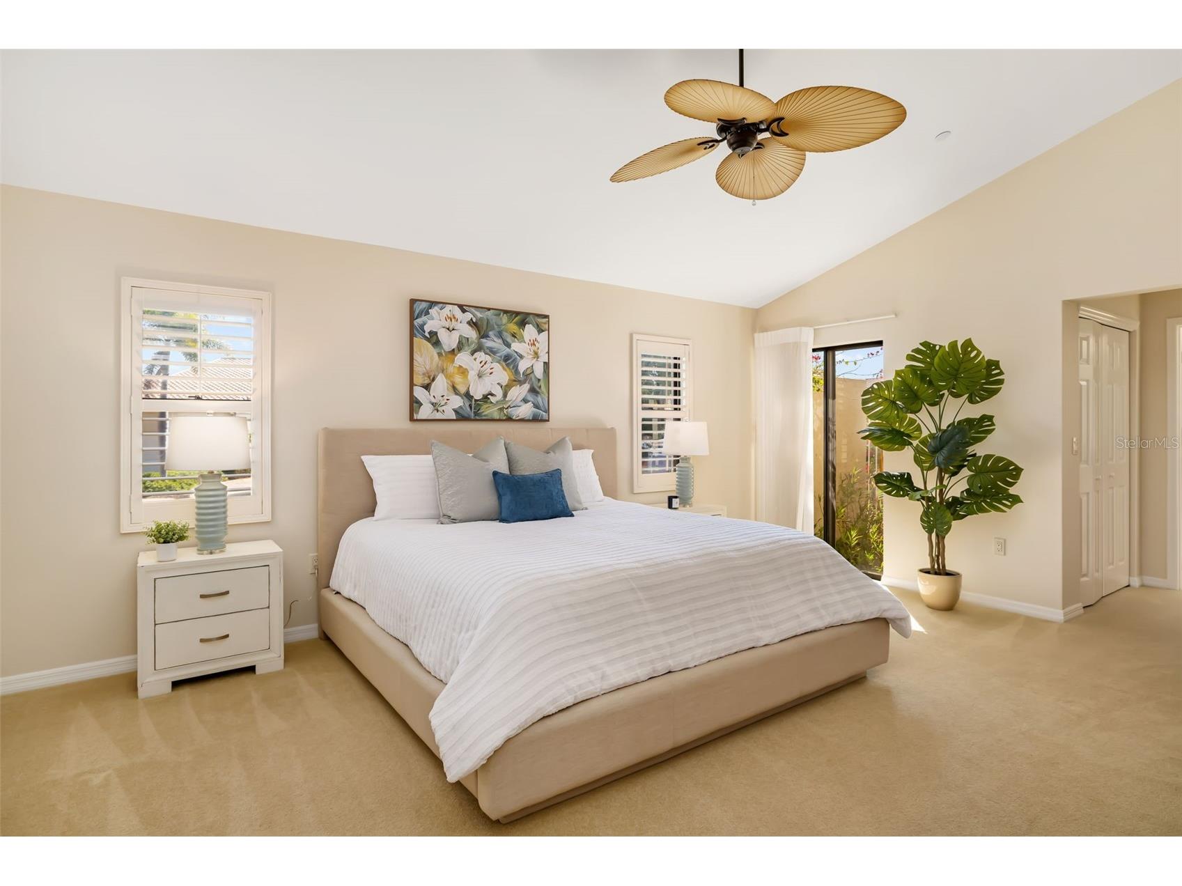 2326 Harbour Oaks Drive Longboat Key FL 34228 A4683180 image12