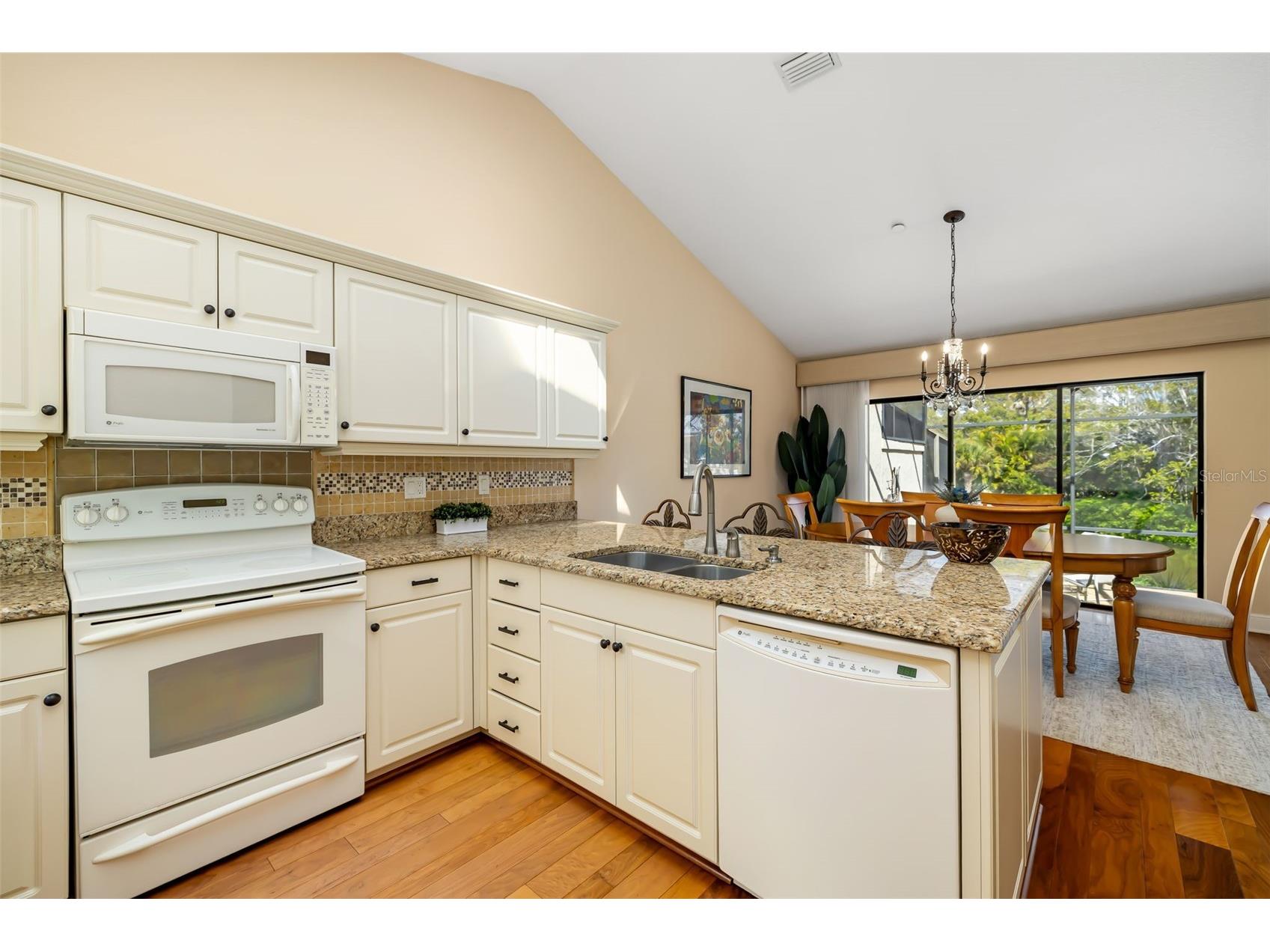 2326 Harbour Oaks Drive Longboat Key FL 34228 A4683180 image17