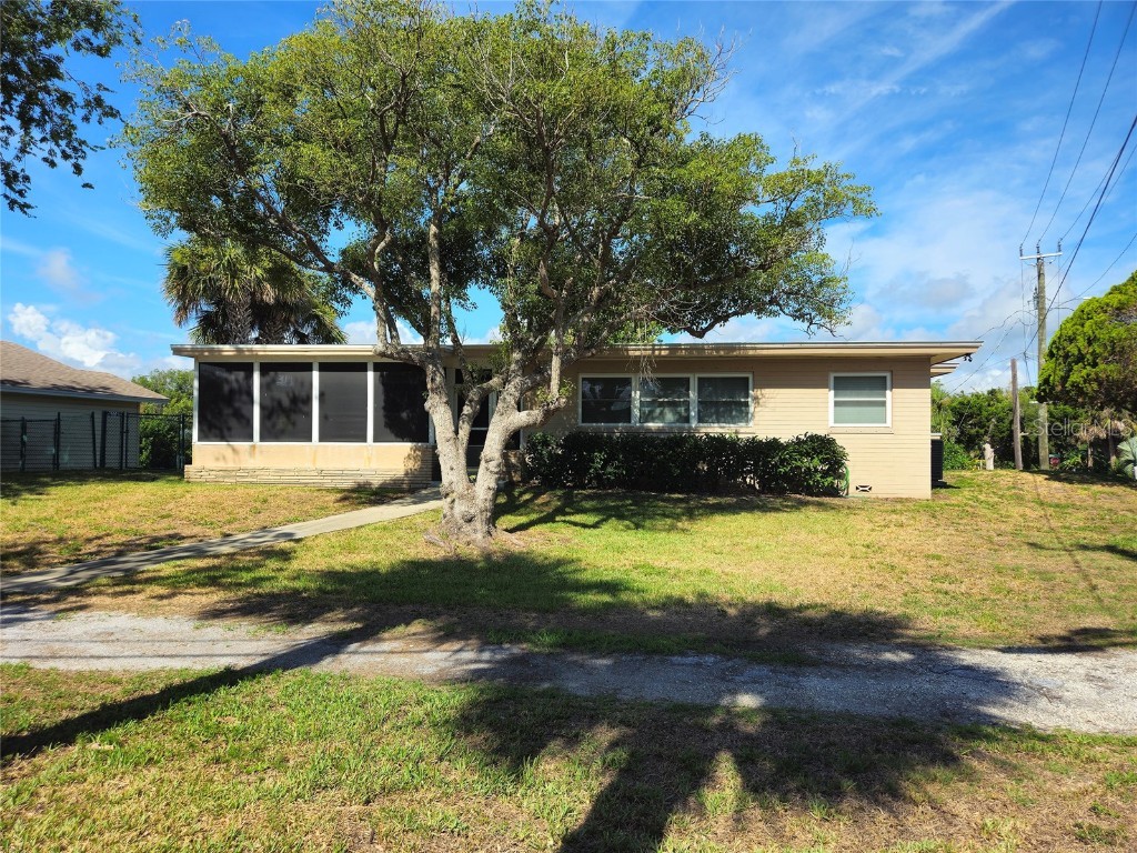 2326 S Peninsula Drive Daytona Beach FL 32118 V4936886 image1
