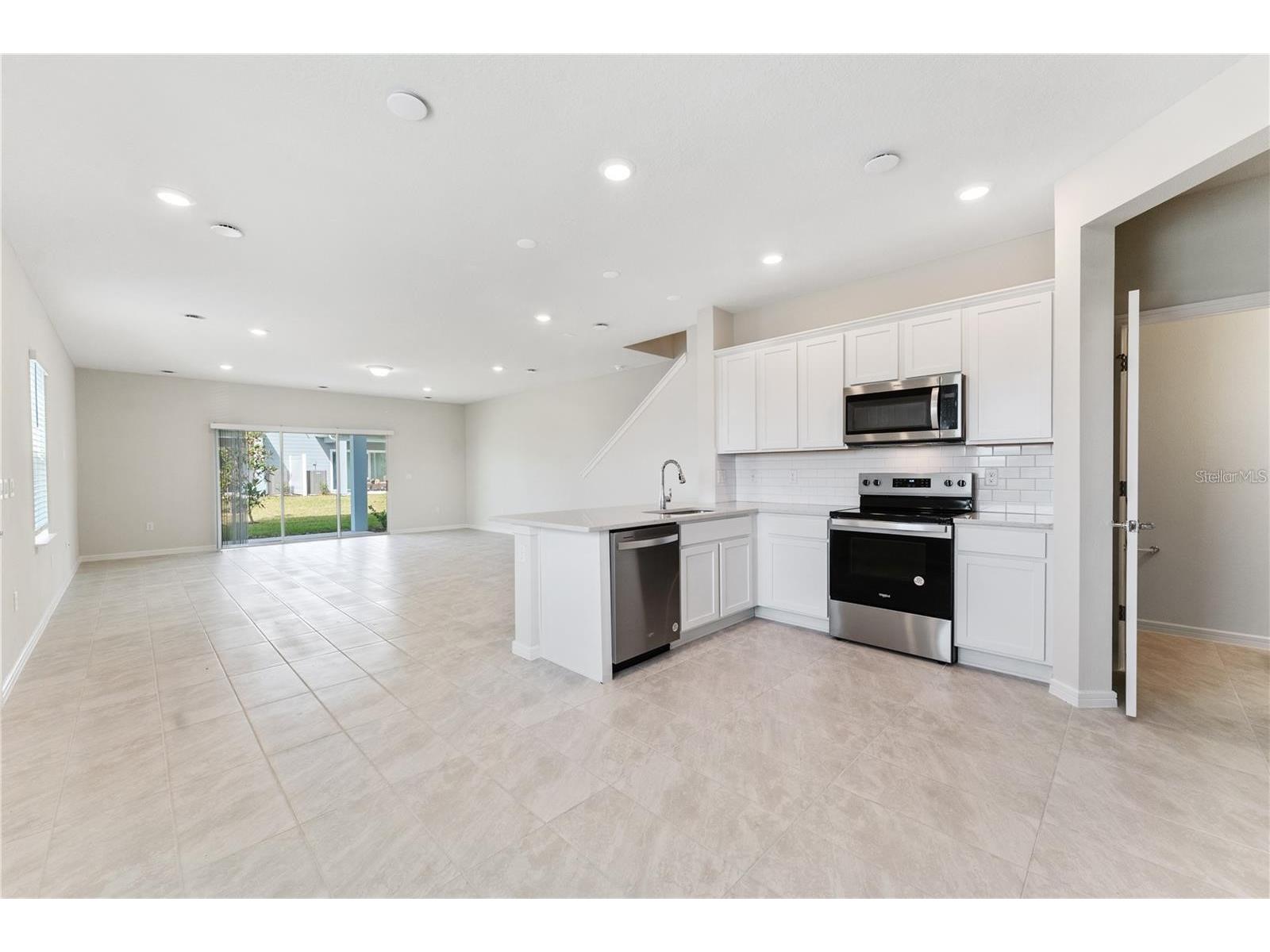 2326 Vision Street Davenport FL 33896 S5146022 image4
