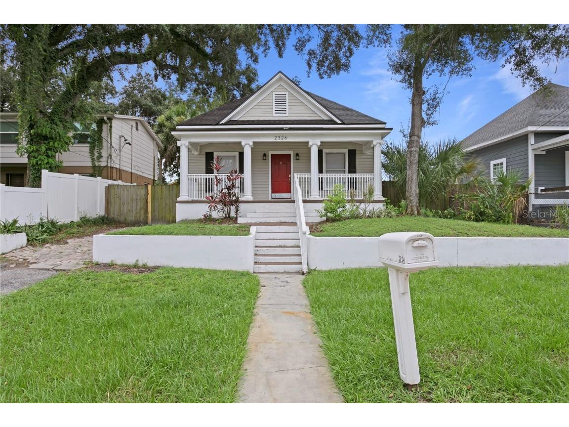2326 W Saint Louis Street Tampa FL 33607 U8250457 image1