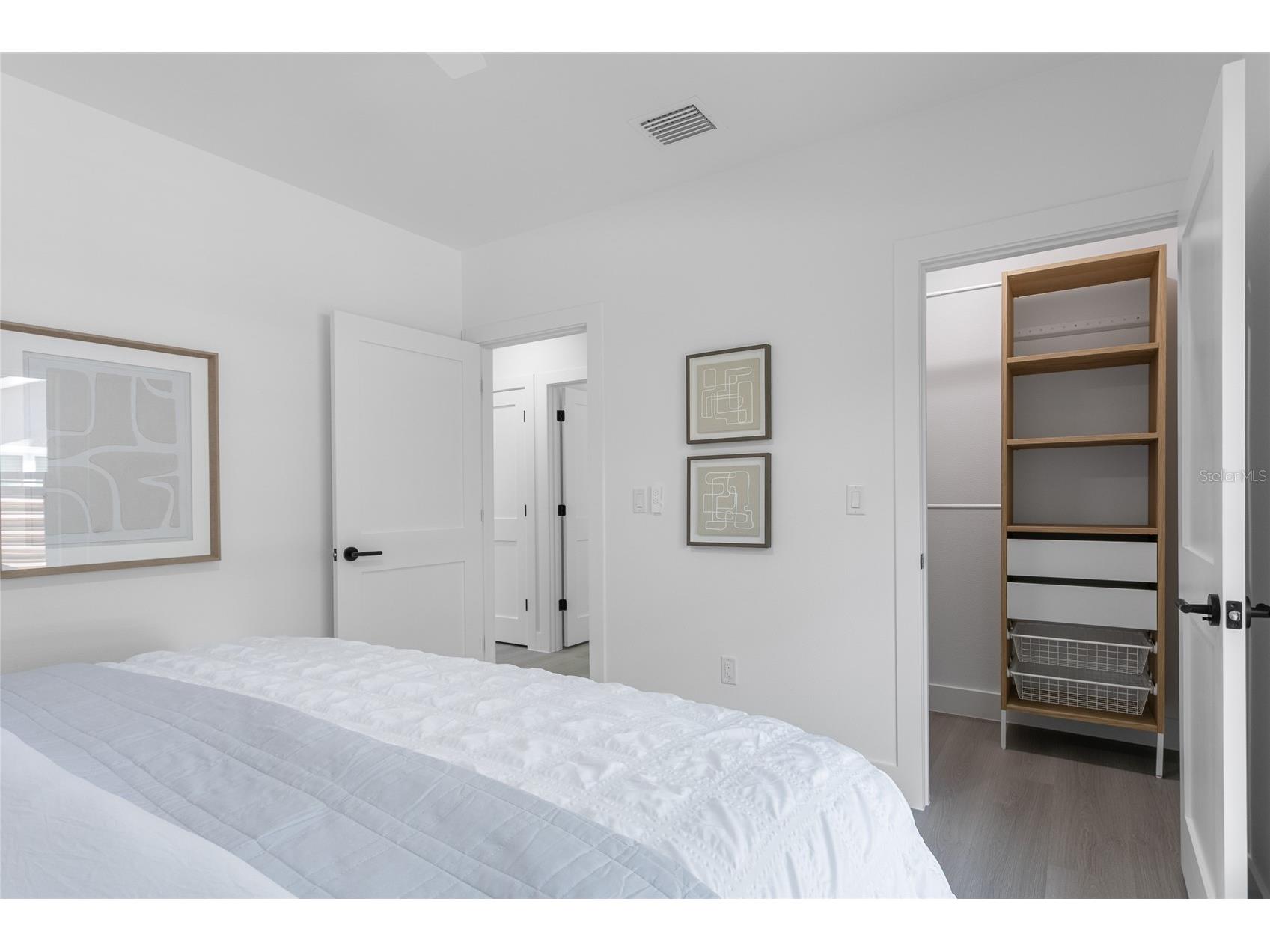 2327/2329 26th Avenue S Saint Petersburg FL 33712 TB8488953 image12