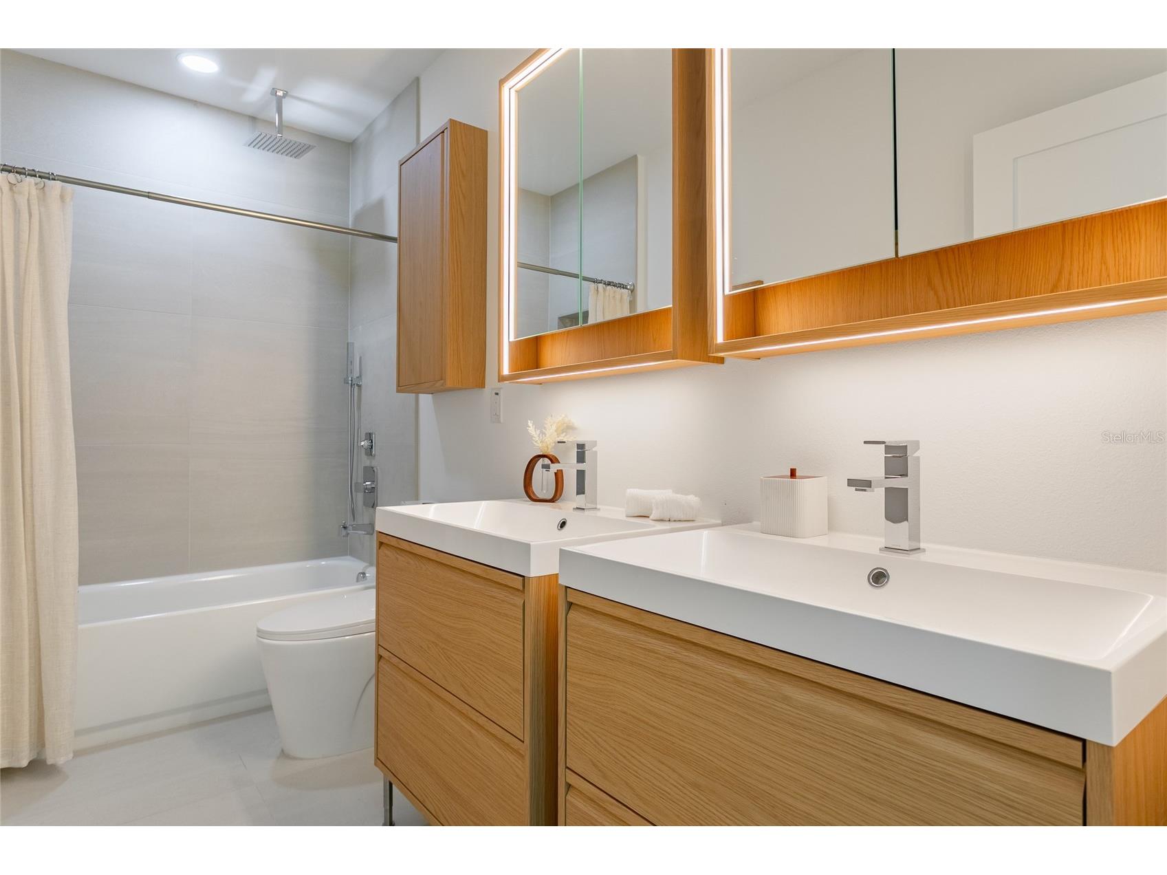 2327/2329 26th Avenue S Saint Petersburg FL 33712 TB8488953 image15