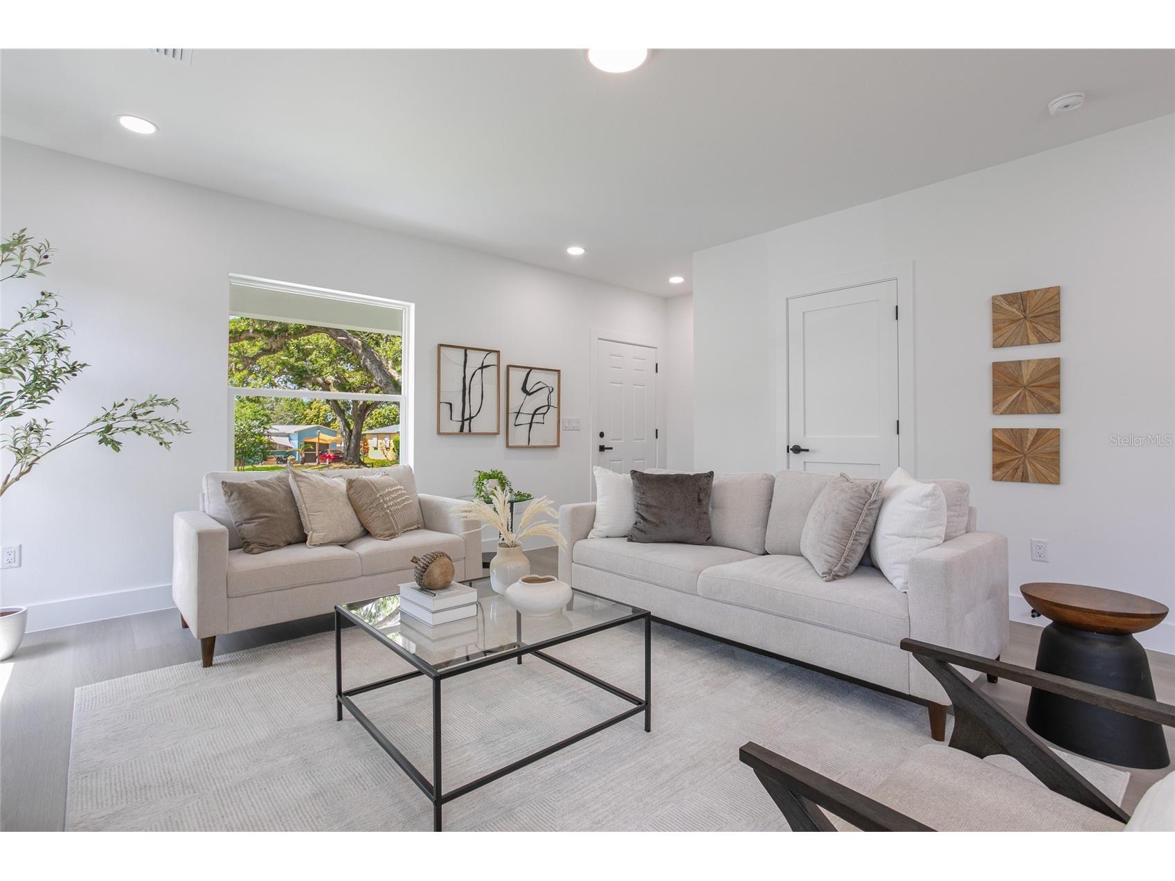 2327/2329 26th Avenue S Saint Petersburg FL 33712 TB8488953 image7