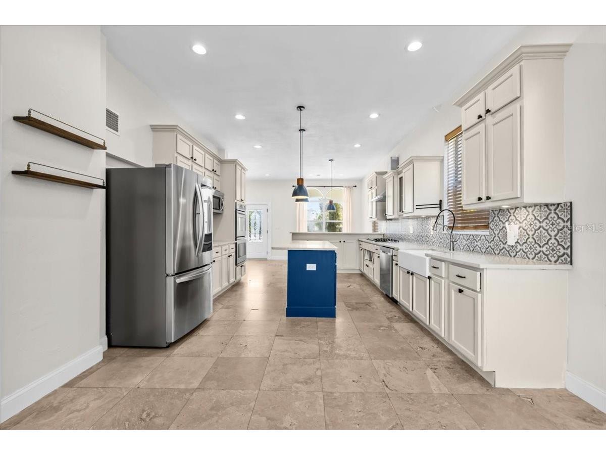 2327 4th Avenue N Saint Petersburg FL 33713 TB8474461 image10