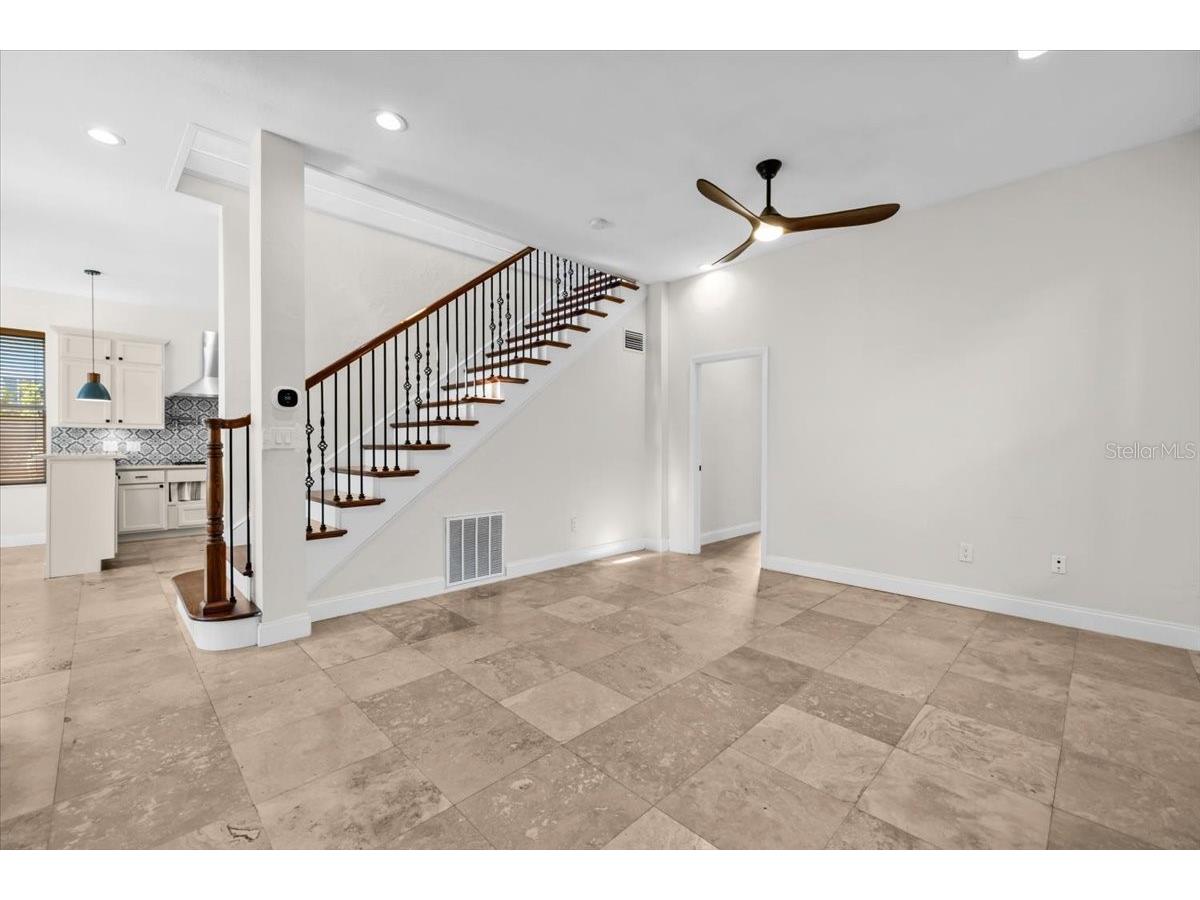 2327 4th Avenue N Saint Petersburg FL 33713 TB8474461 image14