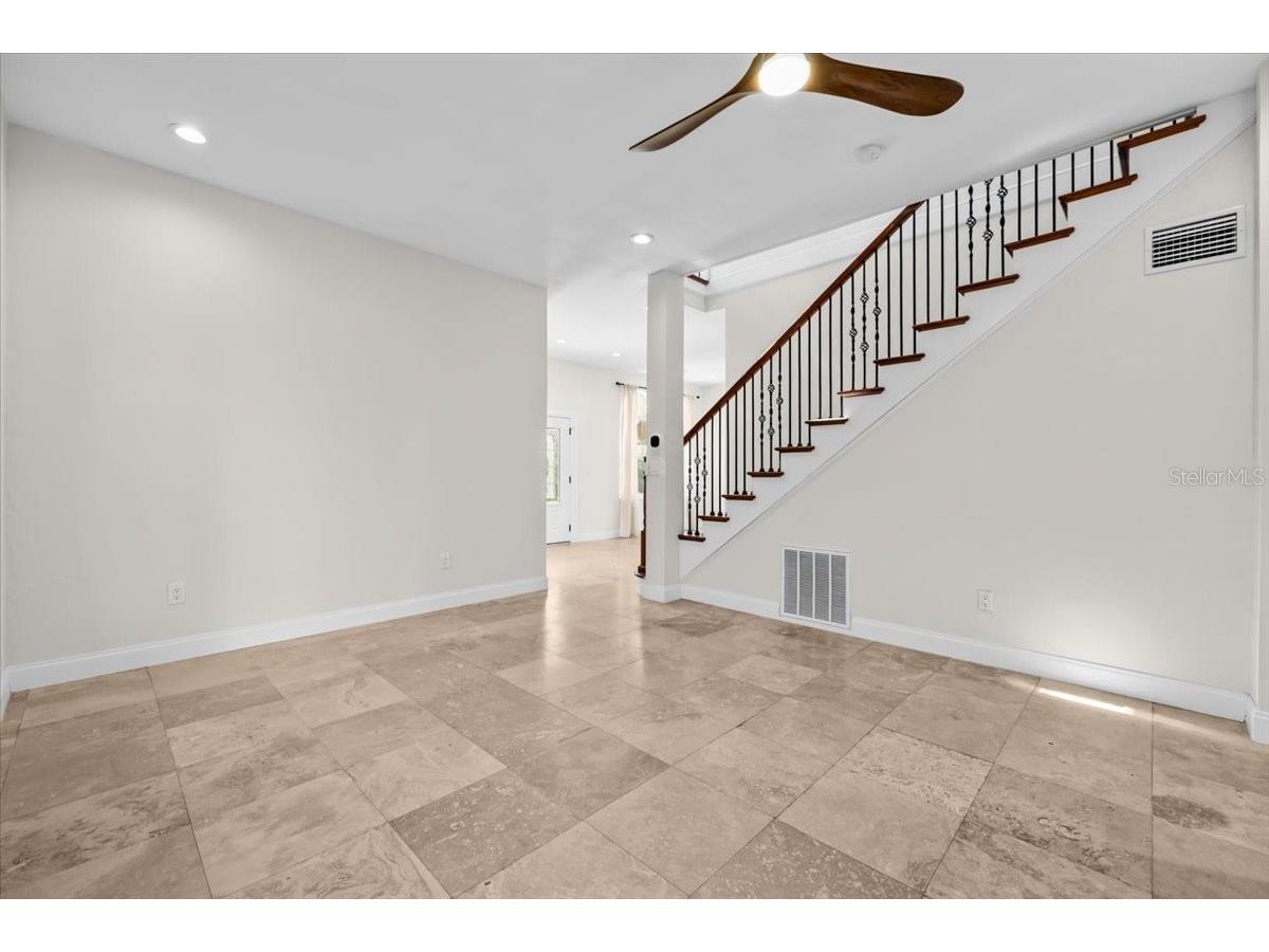 2327 4th Avenue N Saint Petersburg FL 33713 TB8474461 image15