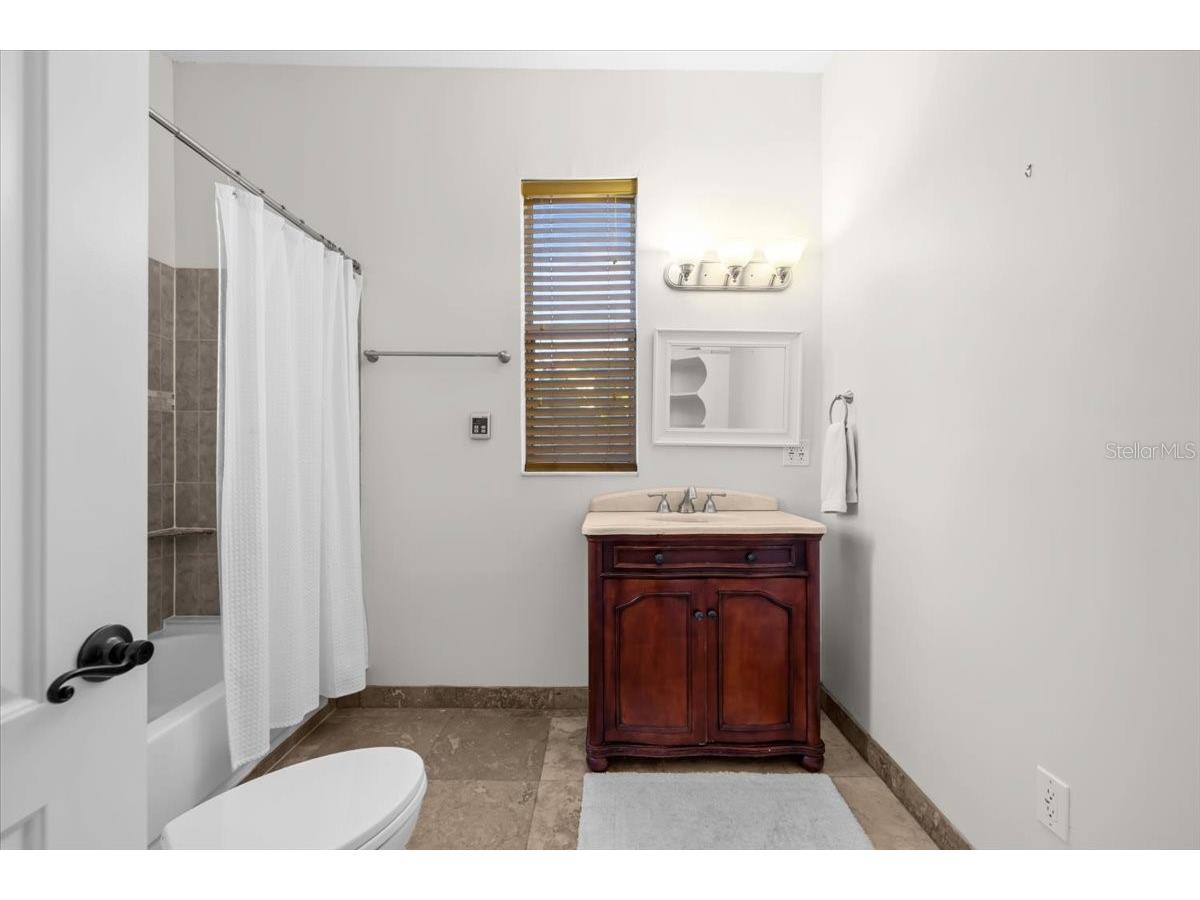 2327 4th Avenue N Saint Petersburg FL 33713 TB8474461 image18