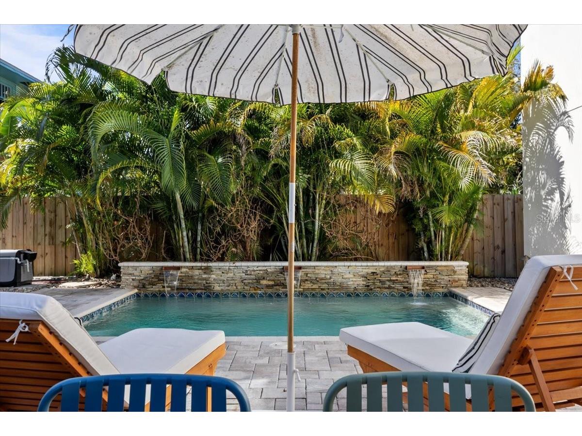 2327 4th Avenue N Saint Petersburg FL 33713 TB8474461 image3