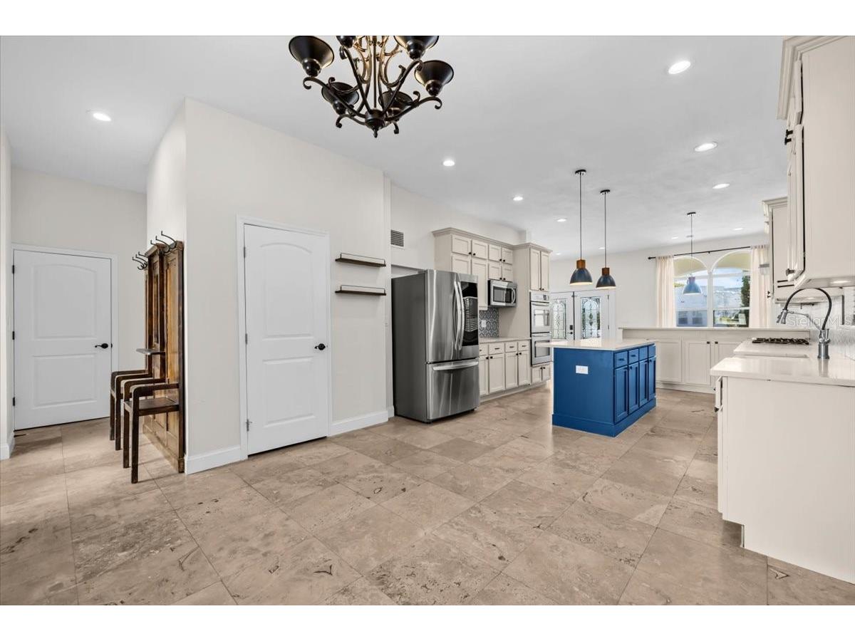 2327 4th Avenue N Saint Petersburg FL 33713 TB8474461 image8