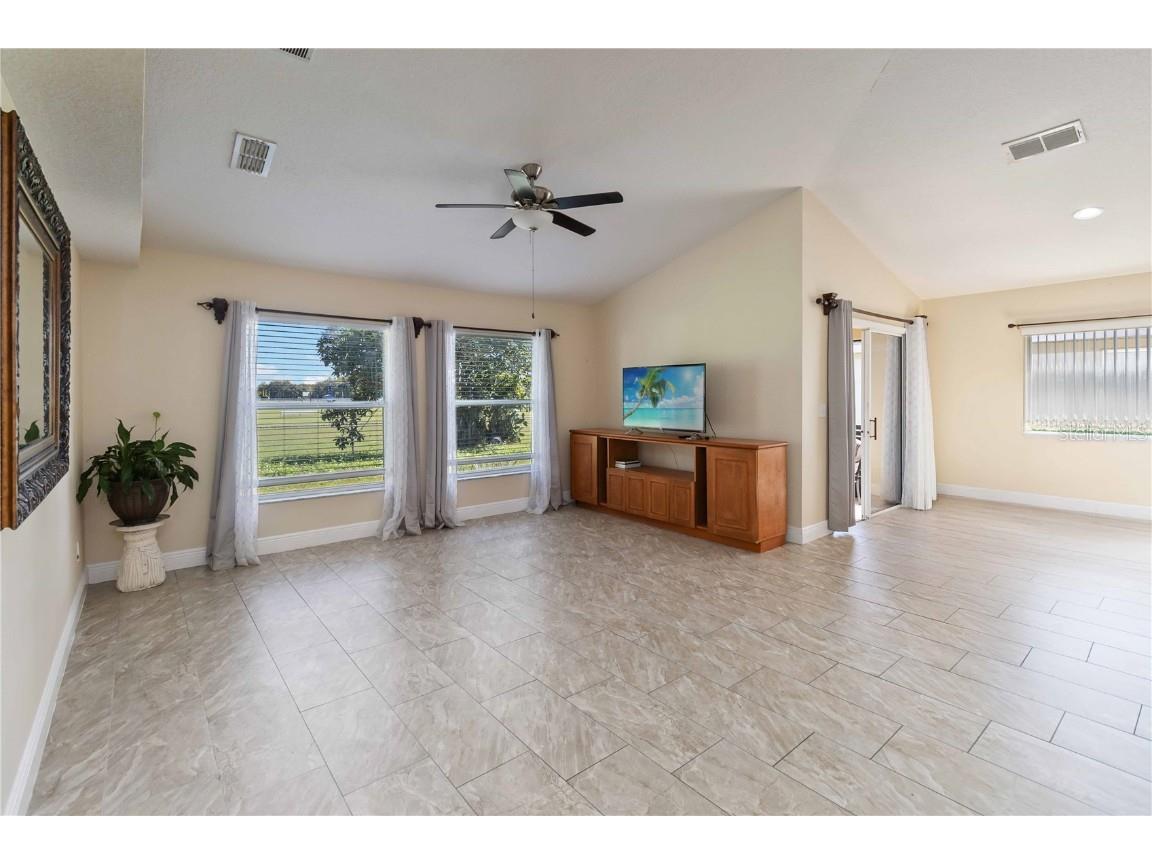 2327 Andrews Valley Drive Kissimmee FL 34758 O6361168 image12