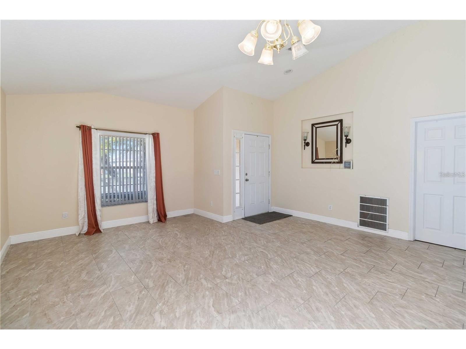 2327 Andrews Valley Drive Kissimmee FL 34758 O6381208 image4